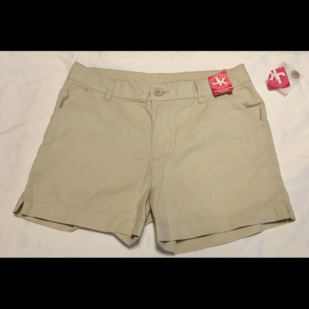 New Pair of J Khaki Tan Girls Shorts Size 16
